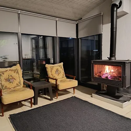 Villa Cozy House With Sea View&garden