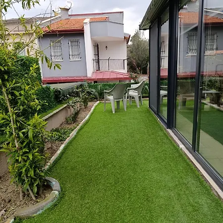Villa Cozy House With Sea View&garden