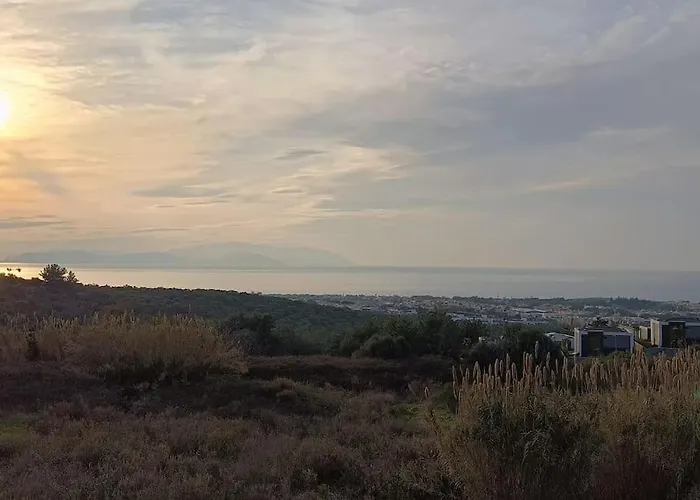 Villa Cozy House With Sea View&garden Aydin