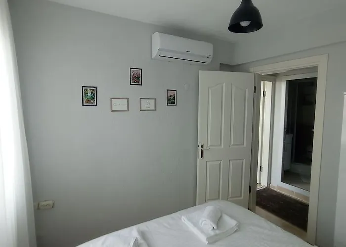 Villa Cozy House With Sea View&garden Aydin