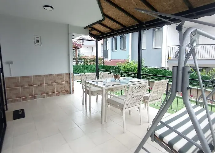 Cozy House With Sea View&garden *