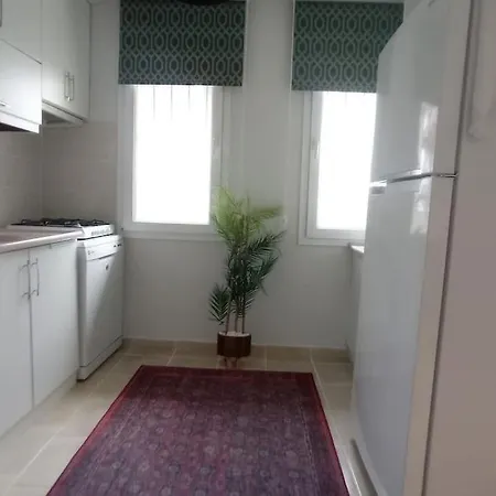 Cozy House With Sea View&garden