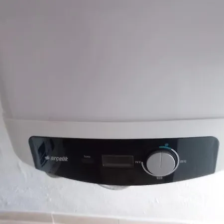 Cozy House With Sea View&garden Vilă