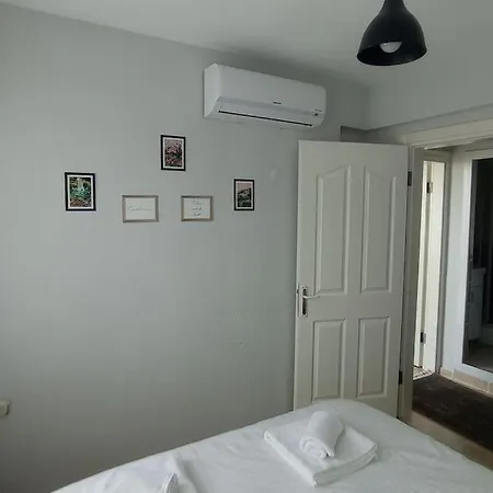 Vilă Cozy House With Sea View&garden Aydin