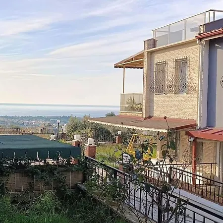 Vilă Cozy House With Sea View&garden Aydin