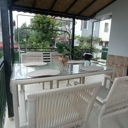 Cozy House With Sea View&garden Aydin