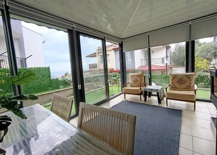 Cozy House With Sea View&garden *