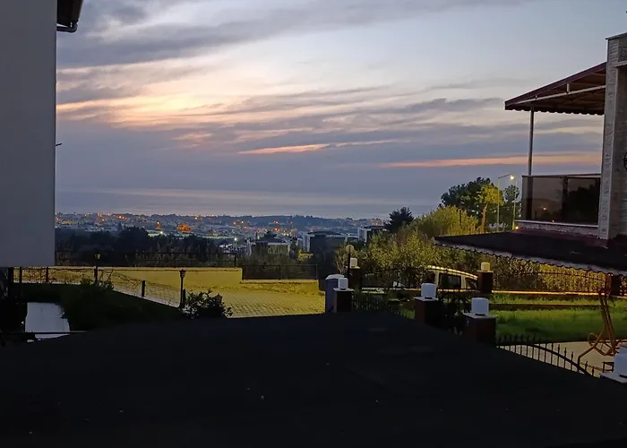 فيلة Cozy House With Sea View&garden أيدين