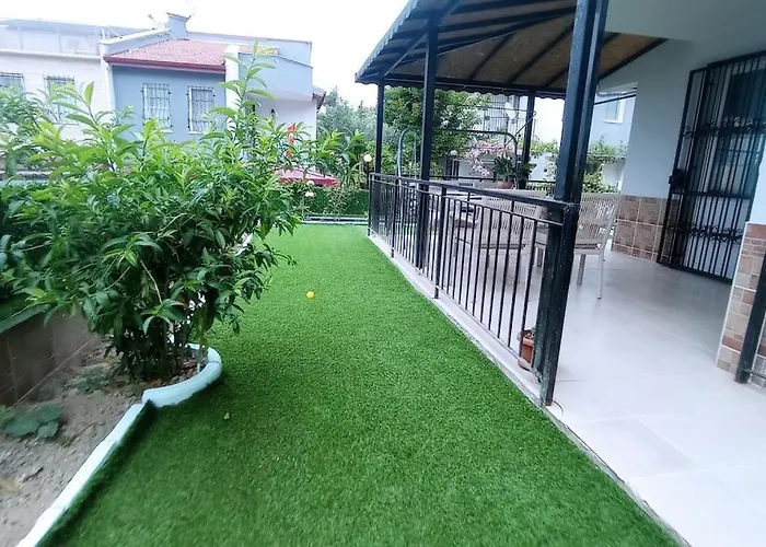 Cozy House With Sea View&garden