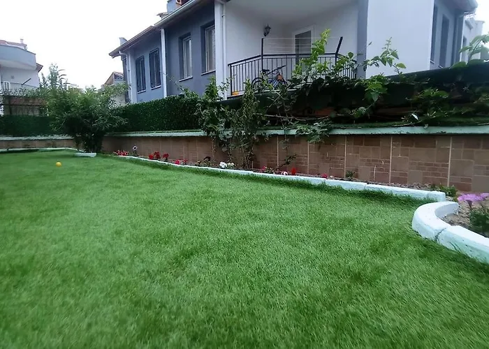 فيلة Cozy House With Sea View&garden أيدين