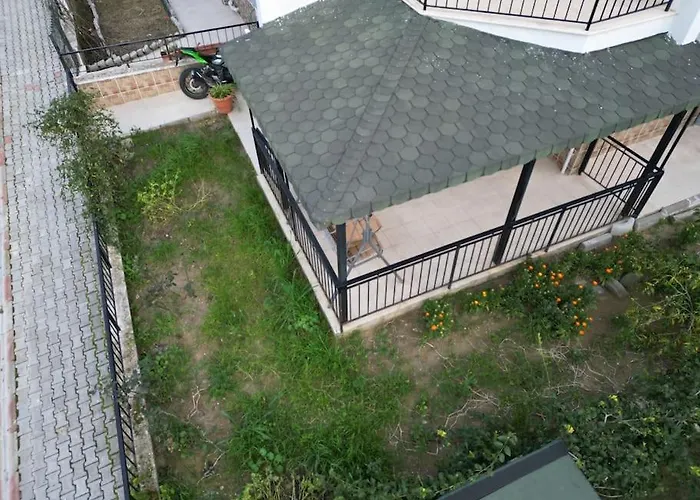 Cozy House With Sea View&garden