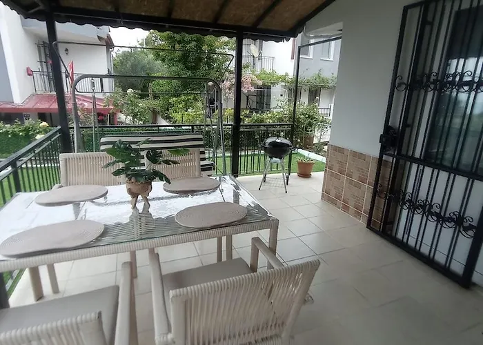 Cozy House With Sea View&garden فيلة أيدين