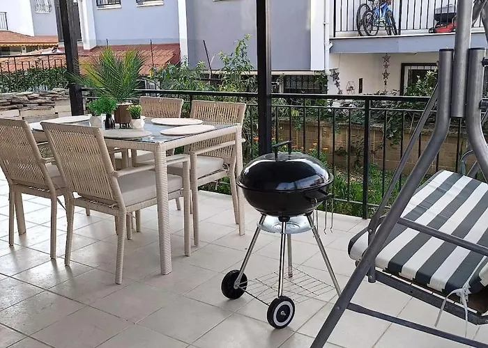 Cozy House With Sea View&garden * أيدين